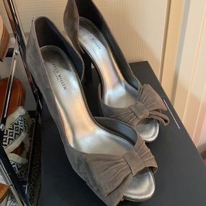 Karen Millen Suede Pumps